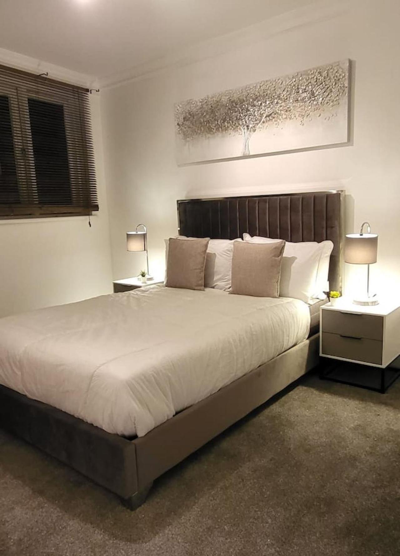 Stunning 2 Bedroom In Canary Wharf Londres