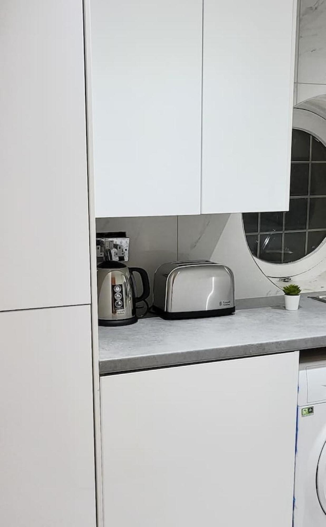 Hébergement de vacances Stunning 2 Bedroom In Canary Wharf Londres