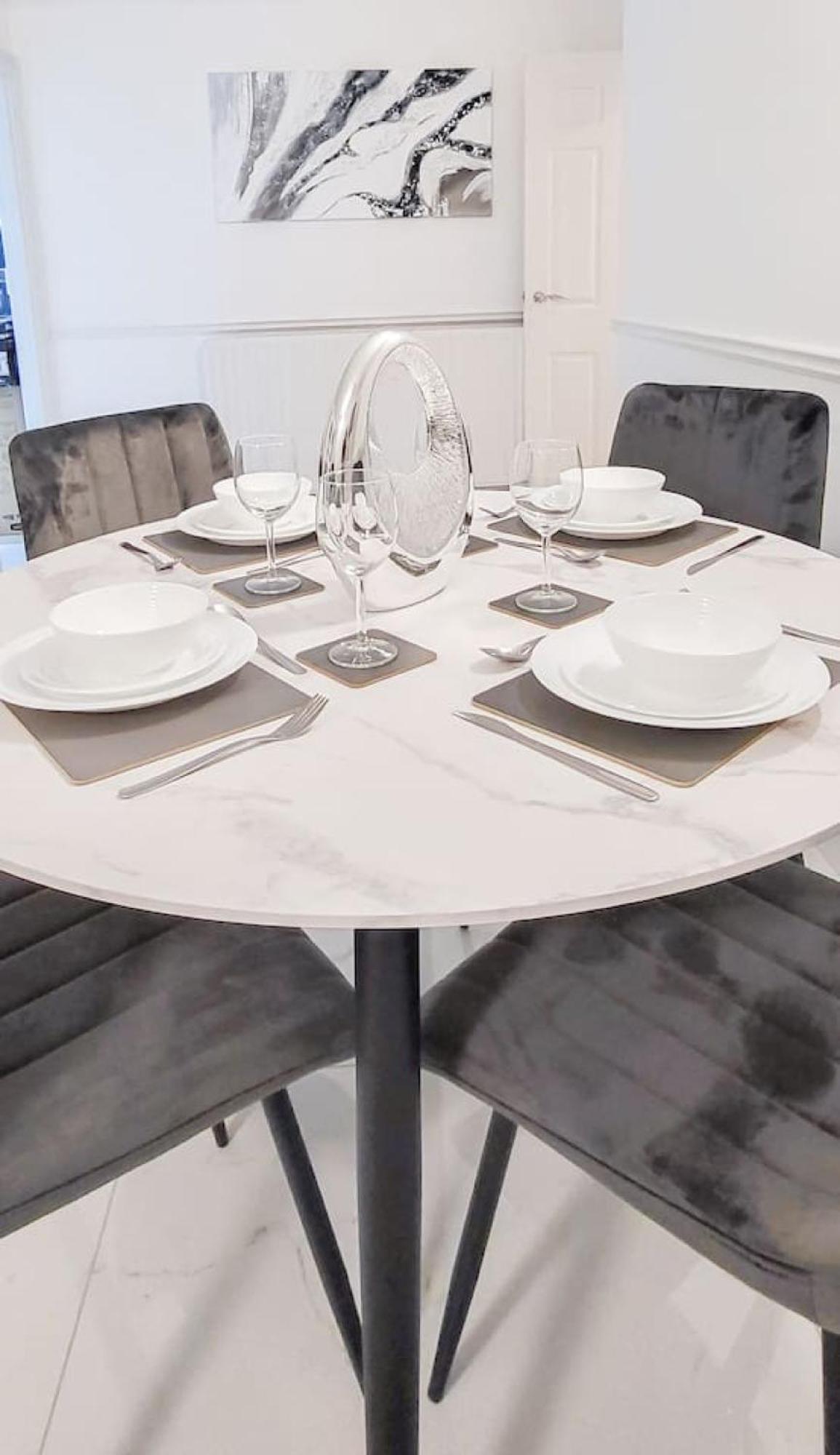 Stunning 2 Bedroom In Canary Wharf